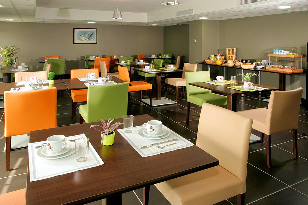 Zenitude Hotel-Residences Narbonne Centre Restaurant photo